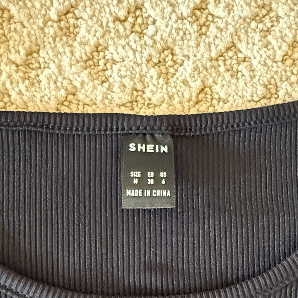 SHEIN Black Ribbed Knitwear - Picture 2 of 4